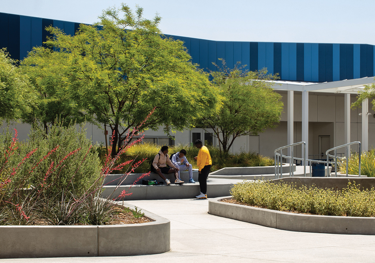 Crenshaw High School, Los Angeles Unified School District | Architect: NAC Architecture. Photo: Michael Wells Photography