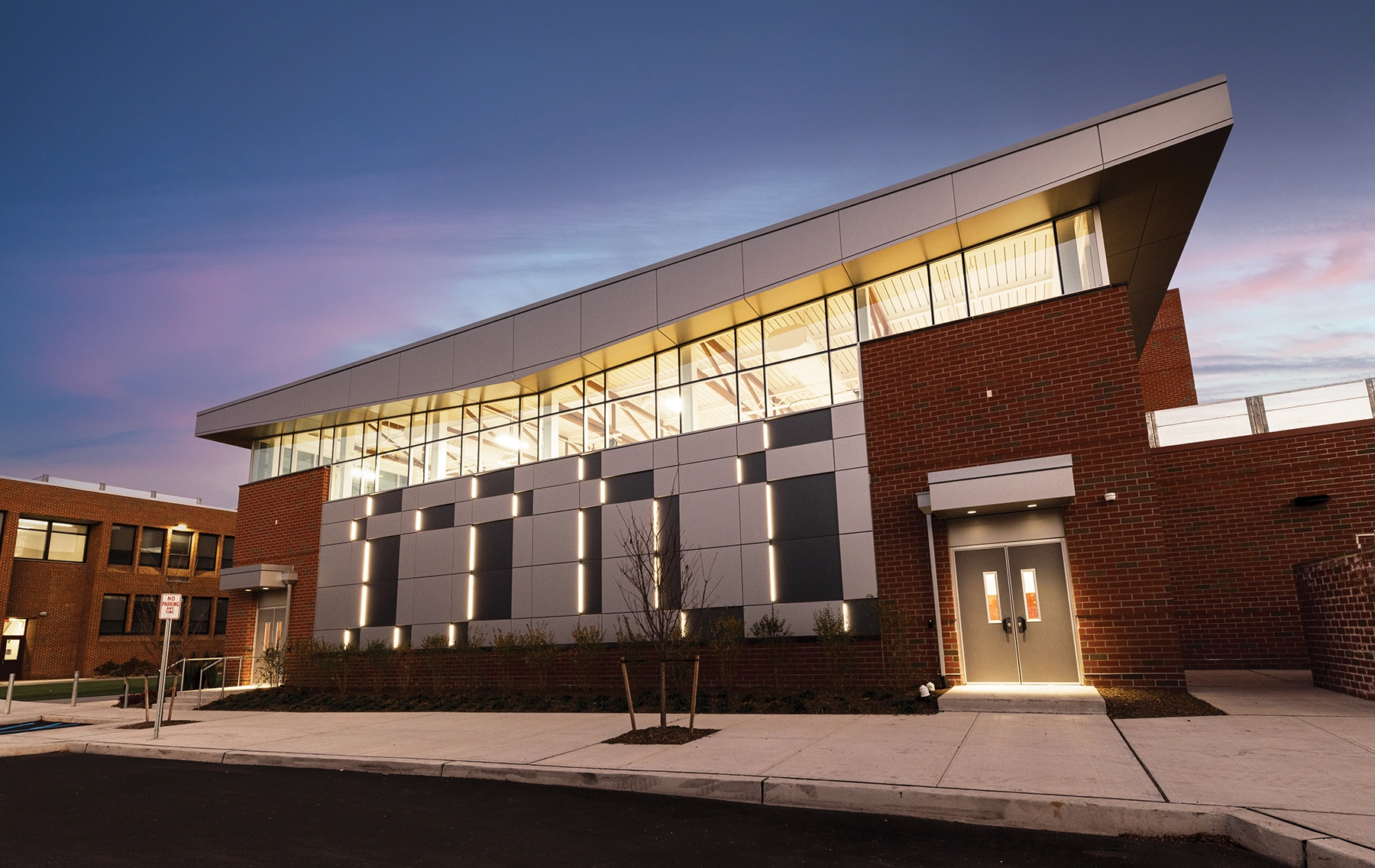 Lincoln School (2022). The new Lincoln School provides a modern learning environment for 4th and 5th graders. Including dedicated rooms for music, STEM, Art, gymnasium and collaboration. Photo: Joe Di Cara Photography