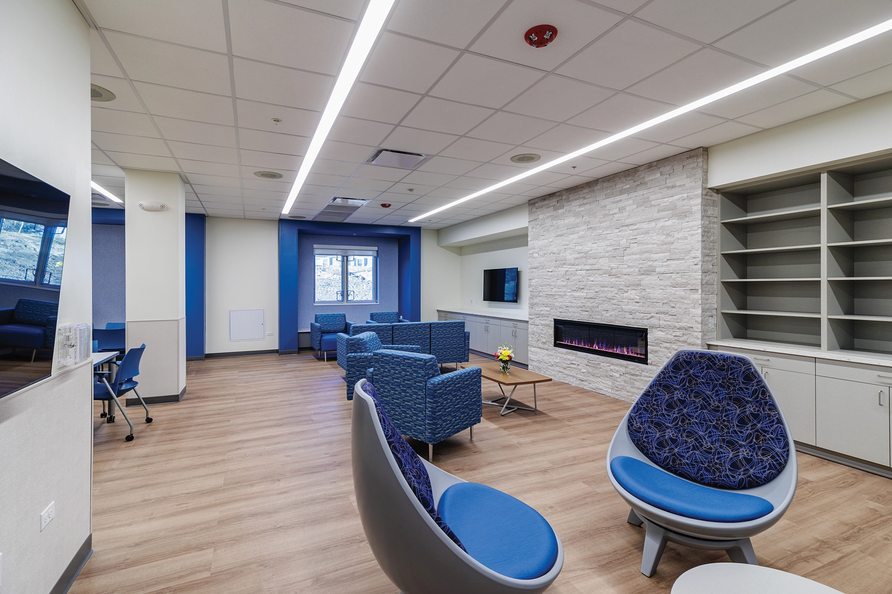 Photography: DLA Architects Ltd./                     Alexander Romanovsky