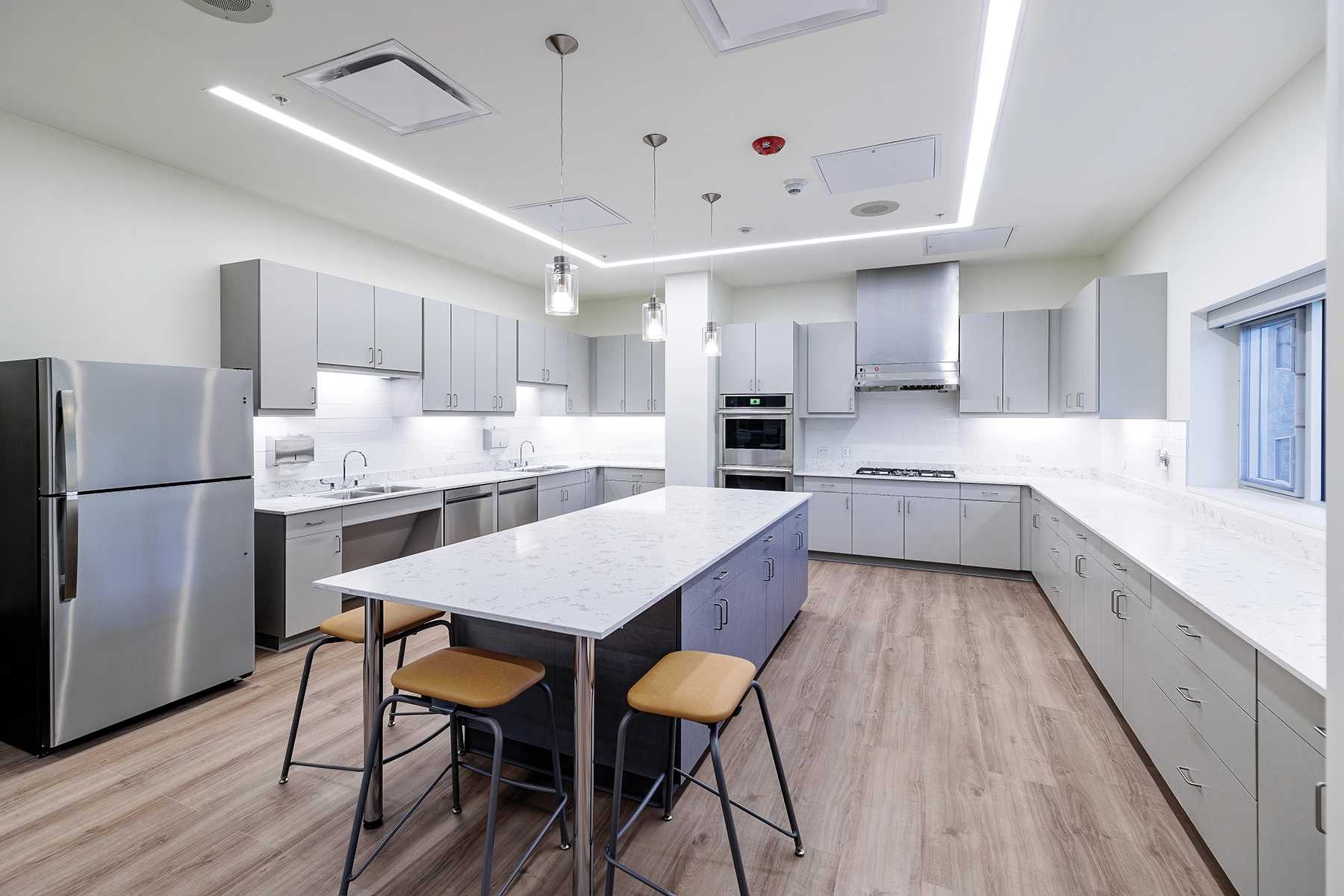 Photography: DLA Architects Ltd./                     Alexander Romanovsky